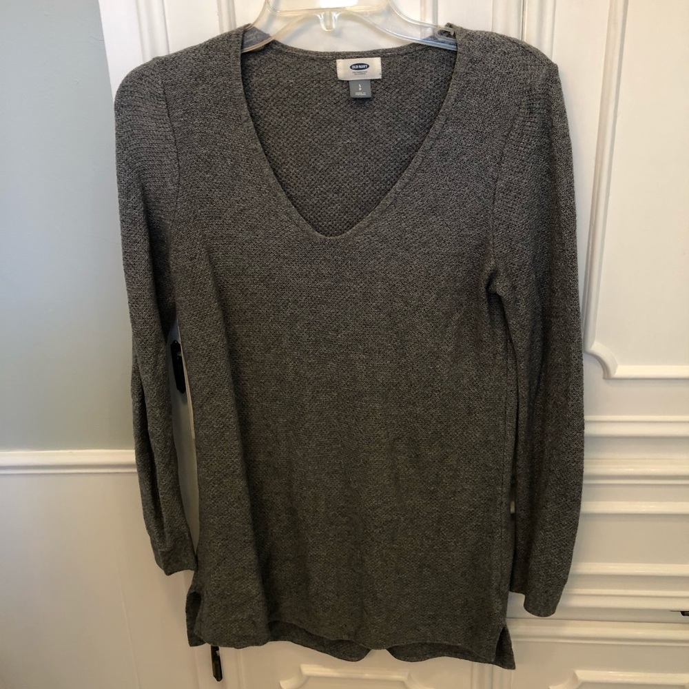 Old Navy v-neck sweater